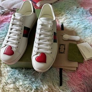 Gucci Ace heart women us 9,5